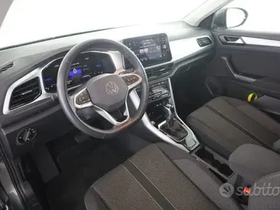 Usata VW T-Roc Life 150 CV (110 kW) 2025 SUV