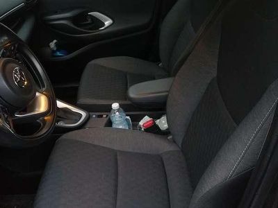 Usata Toyota Yaris Hybrid Business Edition 92 CV (67 kW) 2021 Berlina