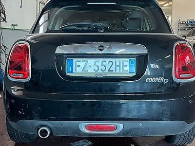 Usata Mini Cooper D 2019 Nero Utilitaria