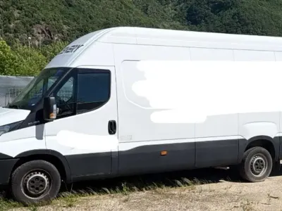 Usata Iveco Daily 155 CV (114 kW) 2019 White ic 194 Berlina
