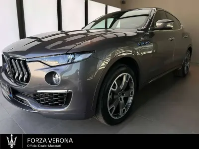 Usata Maserati Levante GT 330 CV (242 kW) 2022 Grigio maratea SUV