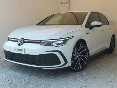 Usata VW Golf VIII GTI 245 CV (180 kW) 2023 Bianco Berlina