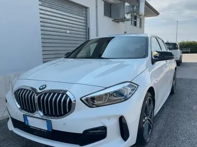 Occasion BMW 118 M Sport 150 ch (110 kW) 2021 Blanc Citadine