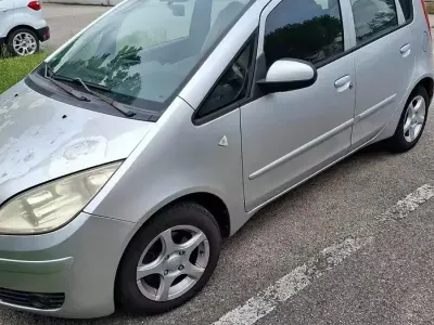 Usata Mitsubishi Colt 2008 Grigio Berlina