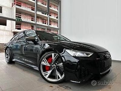 Nero Nuova 2025 Audi RS6 Performance Station wagon | 132.900 € (Ottimo prezzo)