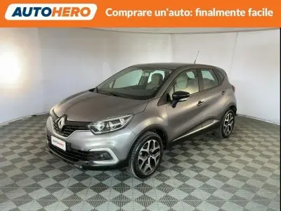 Second-hand Renault Captur Business 110 CP (80 kW) 2017 Gri SUV
