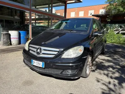 Usata Mercedes B180