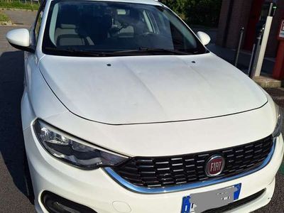 Usata Fiat Tipo Lounge 95 CV (69 kW) 2017 Bianco Berlina