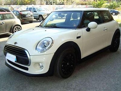 Usata Mini One D Business 95 CV (69 kW) 2015 Avorio Utilitaria