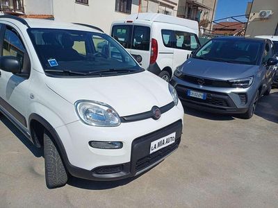 Usata Fiat Panda 4x4 S 86 CV (63 kW) 2019 Bianco gelato passtello Utilitaria