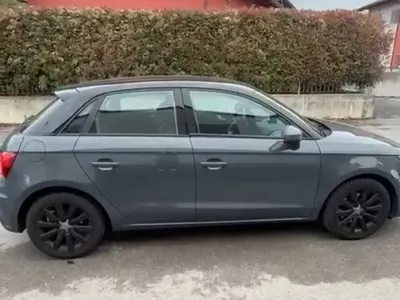 Usata Audi A1 Design 116 CV (85 kW) 2016 Grigio Utilitaria