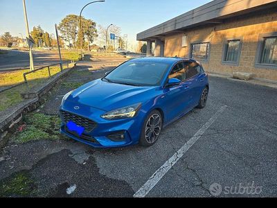 Blu Usata 2019 Ford Focus ST-Line Berlina | 14.900 € (Cara)