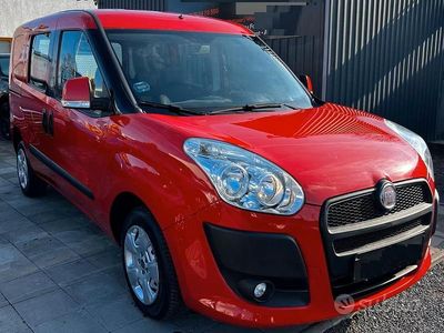 Usata Fiat Doblò 2010 Grigio Monovolume