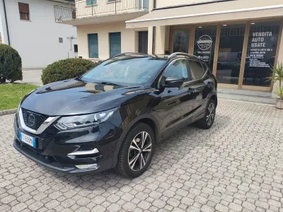 Usado Nissan Qashqai Tekna+ 131 CV (96 kW) 2018 Negro SUV