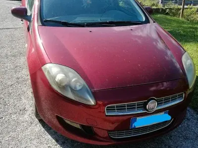 Usata Fiat Bravo 120 CV (88 kW) 2012 Rosso Utilitaria