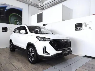 Usata EVO Evo 5 127 CV (93 kW) 2024 Bianco SUV