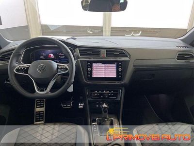 Usata VW Tiguan R-line 150 CV (110 kW) 2024 Nero SUV