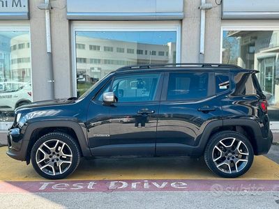 Begagnad Jeep Renegade 140 HK (102 kW) 2018 Svart SUV