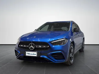 Usata Mercedes GLA200 AMG Line Premium 150 CV (110 kW) 2024 Blu SUV