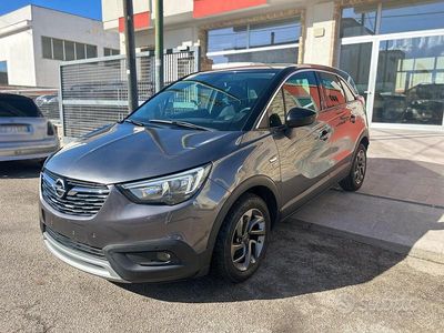 Usata Opel Crossland X Design Edition 102 CV (75 kW) 2019 Marrone SUV