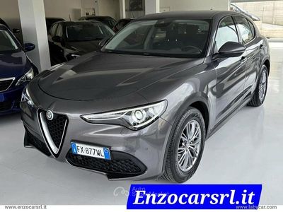 Begagnad Alfa Romeo Stelvio 160 HK (117 kW) 2019 Blå SUV