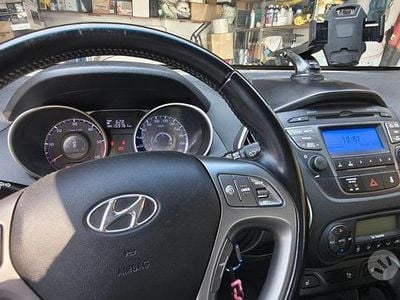 Usata Hyundai ix35 Xpossible 116 CV (85 kW) 2015 Nero SUV