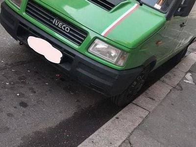 Occasion Iveco Daily 103 ch (75 kW) 1996 Berline