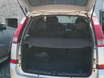 Usata Opel Meriva 101 CV (74 kW) 2005 Grigio Monovolume