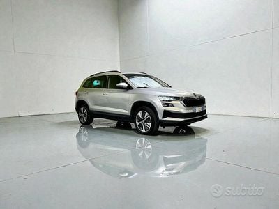 Usata Skoda Karoq Executive 116 CV (85 kW) 2022 Grigio SUV