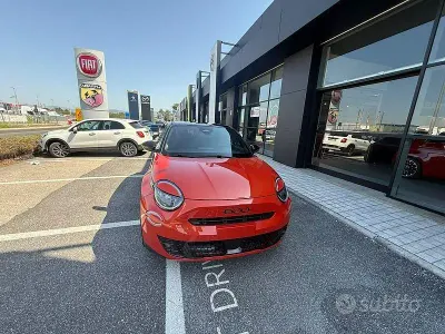 Nuova Fiat 600 Sport 145 CV (106 kW) 2026 Arancione SUV