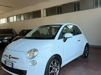Usata Fiat 500 Pop 69 CV (50 kW) 2008 Bluazzurro Berlina