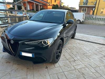 Usata Alfa Romeo Stelvio Sprint 190 CV (139 kW) 2020 Nero SUV
