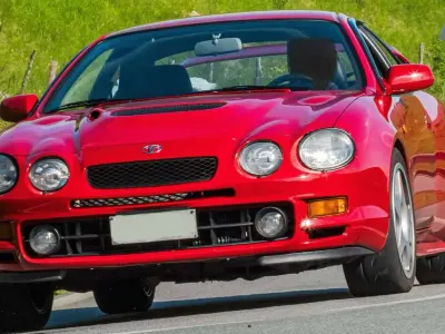 Begagnad Toyota Celica GT 242 HK (177 kW) 1994 Röd Sportkupé
