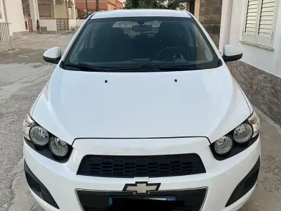 Usata Chevrolet Aveo 86 CV (63 kW) 2012 Bianco Utilitaria