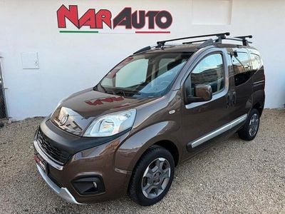 Usata Fiat Qubo Trekking 95 CV (69 kW) 2016 Marrone Monovolume
