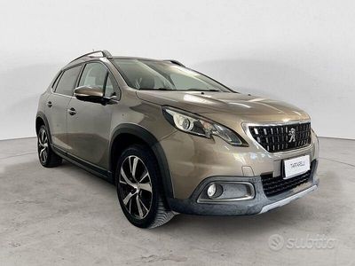 Grigio Usata 2017 Peugeot 2008 Allure SUV | 10.300 € (Buon prezzo)