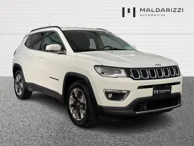 Begagnad Jeep Compass Limited 120 HK (88 kW) 2020 Vit SUV