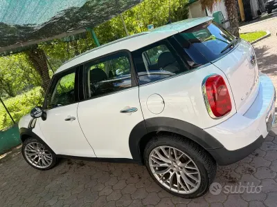 Usata Mini One D Countryman 90 CV (66 kW) 2011 Bianco SUV