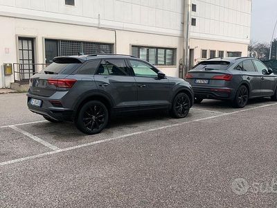 Usata VW T-Roc 150 CV (110 kW) 2021 Grigio SUV