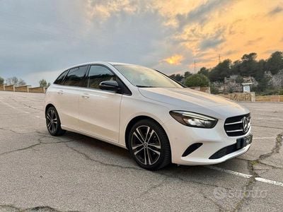 Usata Mercedes B180 116 CV (85 kW) 2020 Bianco Monovolume