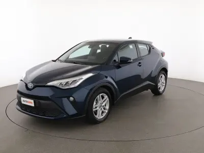 Usata Toyota C-HR Active 122 CV (89 kW) 2023 Verde SUV