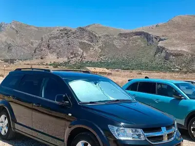 Usata Dodge Journey 140 CV (102 kW) 2010 Nero SUV