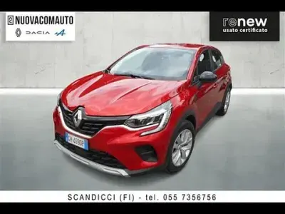 Usata Renault Captur Zen 101 CV (74 kW) 2022 Rosso SUV