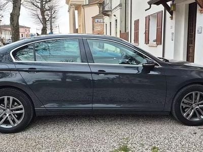 Usata VW Passat 2018 Grigio Berlina