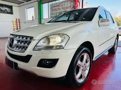 Käytetty Mercedes ML320 Premium 224 HP (164 kW) 2009 Valkoinen Katumaasturi