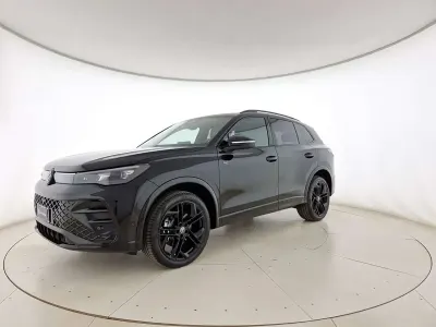 Nuova VW Tiguan R-line Plus 193 CV (141 kW) 2026 Nero SUV