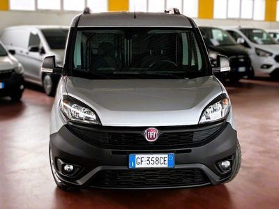 Usata Fiat Doblò Business 105 CV (77 kW) 2021 Argento Monovolume