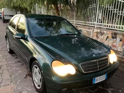 Usata Mercedes C220 143 CV (105 kW) 2001 Berlina