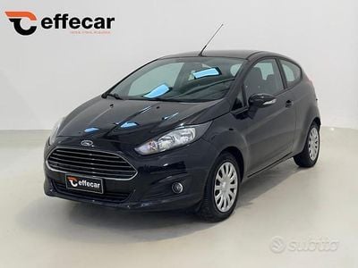 Usata Ford Fiesta Titanium 75 CV (55 kW) 2013 Nero Utilitaria