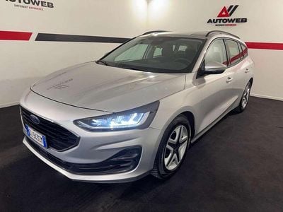 Begagnad Ford Focus Business Edition 120 HK (88 kW) 2022 Silver Kombi